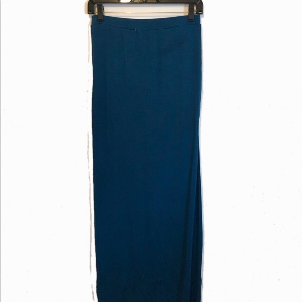 1 Left HOST PICK!!!! Sexy Blue Skirt - Picture 3 of 5